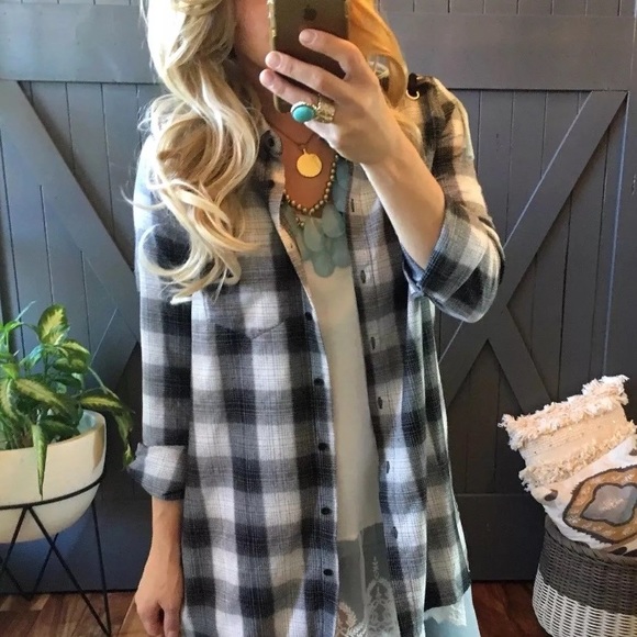Tops - LAST ONE! Buffalo Plaid Flannel Button Up Blouse